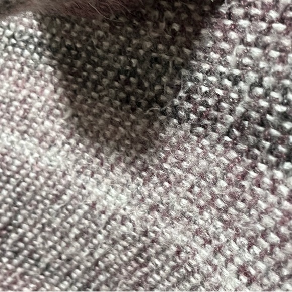 Max Studio Cozy Gray Purple
Variegated Soft Stripe Pullover cowlneck Sweater - Picture 5 of 8